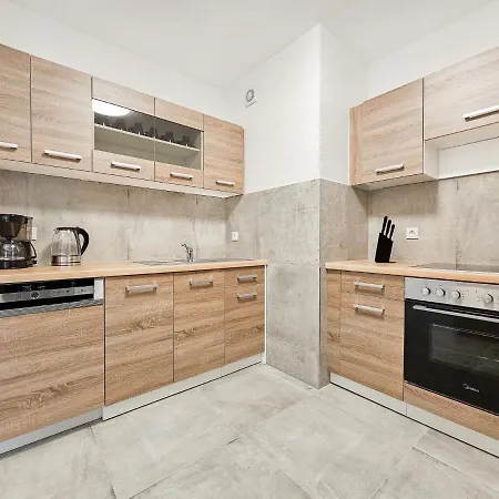 Tolstov - 2 Or 3 - 15 Min Zur Messe Dus & 10 Min Old Town Dus Düsseldorf