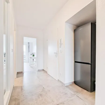 Tolstov - 2 Or 3 - 15 Min Zur Messe Dus & 10 Min Old Town Dus * Dusseldorf