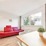 Tolstov - 2 Or 3 - 15 Min Zur Messe Dus & 10 Min Old Town Dus Appartement