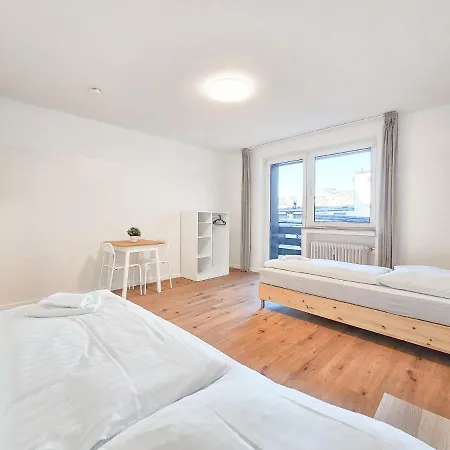 Apartment Raj Living - 2 Or 3 - 15 Min Zur Messe Dus & 10 Min Old Town Dus Dusseldorf