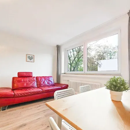 Raj Living - 2 Or 3 - 15 Min Zur Messe Dus & 10 Min Old Town Dus Apartment