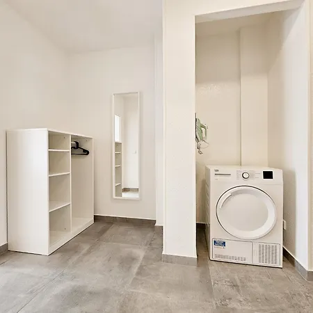 Raj Living - 2 Or 3 - 15 Min Zur Messe Dus & 10 Min Old Town Dus *