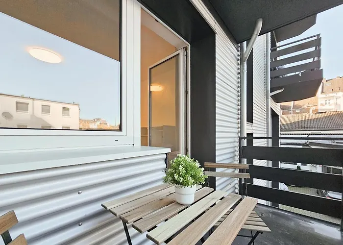 Apartmán Tolstov - 2 Or 3 - 15 Min Zur Messe Dus & 10 Min Old Town Dus