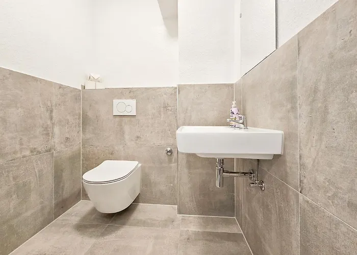 Tolstov - 2 Or 3 - 15 Min Zur Messe Dus & 10 Min Old Town Dus *