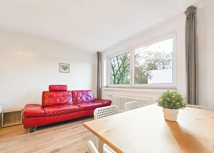Tolstov - 2 Or 3 - 15 Min Zur Messe Dus & 10 Min Old Town Dus Apartamento