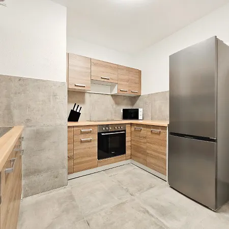 Tolstov - 2 Or 3 - 15 Min Zur Messe Dus & 10 Min Old Town Dus * Düsseldorf