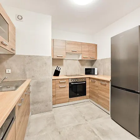 Tolstov - 2 Or 3 - 15 Min Zur Messe Dus & 10 Min Old Town Dus Düsseldorf