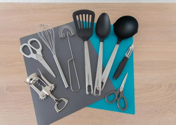 Tolstov - 2 Or 3 - 15 Min Zur Messe Dus & 10 Min Old Town Dus Appartamento