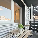 Appartement Tolstov - 2 Or 3 - 15 Min Zur Messe Dus & 10 Min Old Town Dus