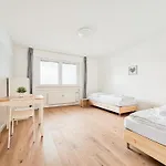 Tolstov - 2 Or 3 - 15 Min Zur Messe Dus & 10 Min Old Town Dus * Düsseldorf