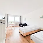 Appartement Tolstov - 2 Or 3 - 15 Min Zur Messe Dus & 10 Min Old Town Dus