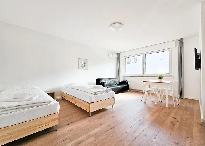 Tolstov - 2 Or 3 - 15 Min Zur Messe Dus & 10 Min Old Town Dus